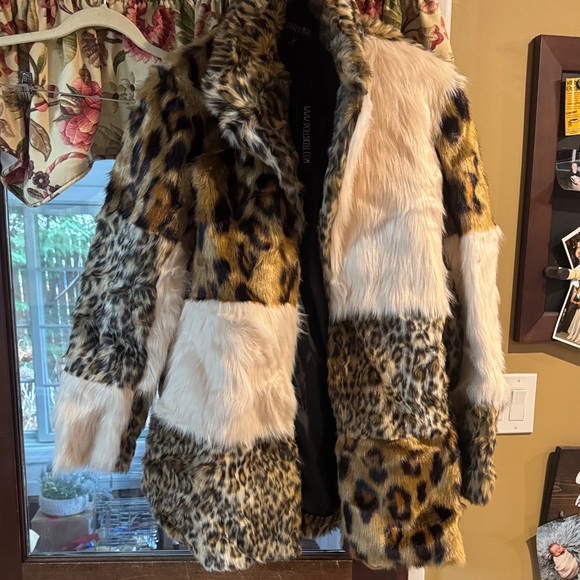 Current Mood Jackets & Blazers - Current Mood Multicolor Faux Fur Teddy Jacket